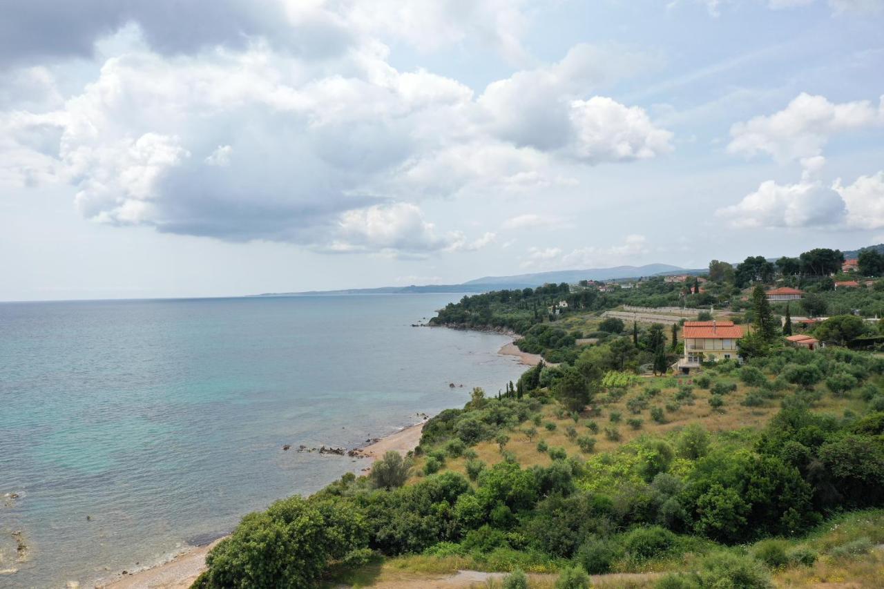 Alexandros Seaside Family Apartments & Villas - Paradise, 7' From Petalidi Kalamaki  Exterior photo